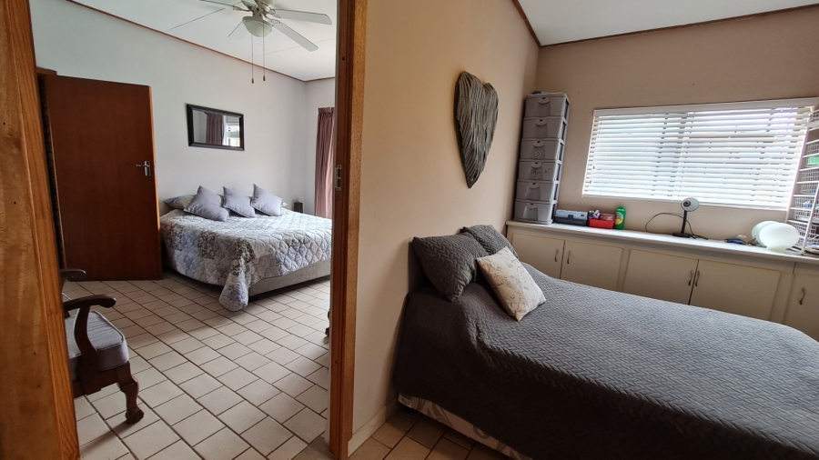 5 Bedroom Property for Sale in Dana Bay Western Cape